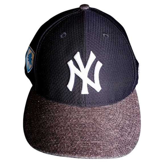 New York Yankees New Era 2019 Spring Training Collection 59FIFTY Size 7 1/8 - Picture 2 of 9